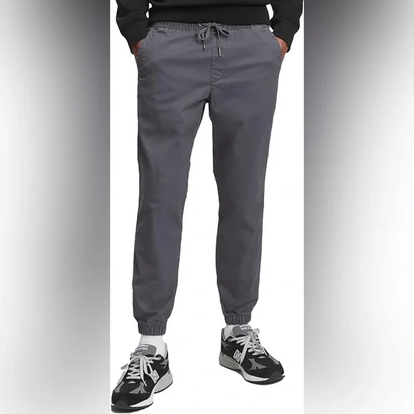GAP Men’s Medium Gray Jogger Pants Elastic Waist Drawstring Casual Chino Fit - Picture 1 of 11
